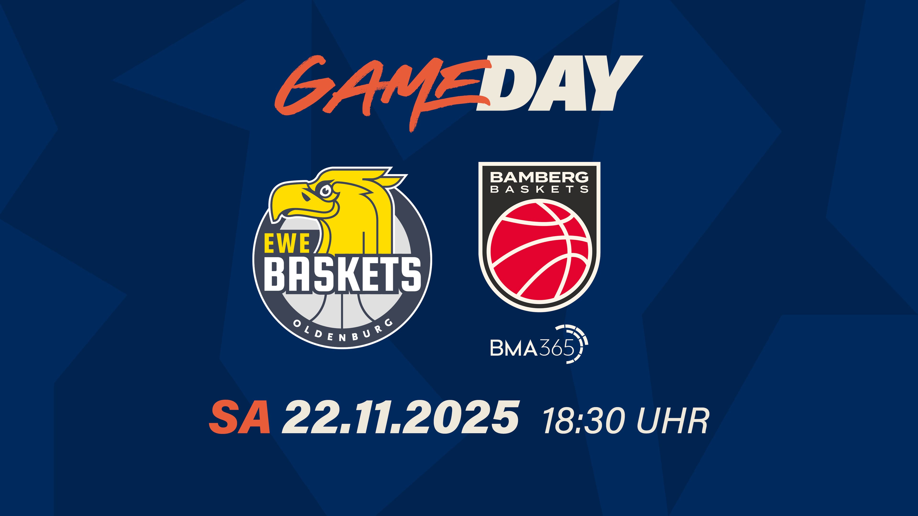Sowohl die BMA365 Bamberg Baskets als auch die EWE Baskets Oldenburg haben das TOP FOUR 2026 erreicht. Bamberg zum dritten Mal in Folge, insgesamt gewannen die Franken sechs Mal den Pokal, zuletzt 2019. Auch Oldenburg stemmte die Trophäe schon einmal in die Höhe – 2015 nach dem Sieg im Finale gegen Bamberg. Außerdem standen sich beide Klubs in den Finalserien um die Deutsche Meisterschaft in den Jahren 2013 und 2017 gegenüber, darüber hinaus in fünf weiteren Playoff-Serien. Es gibt also eine gewisse Geschichte zwischen den Niedersachsen und Franken, die beim Pokalturnier ihre Fortsetzung im Finale finden könnte, denn im Pokal-Halbfinale des TOP FOUR trifft Bamberg auf den FC Bayern München, während es die EWE Baskets Oldenburg mit ALBA BERLIN zu tun bekommen